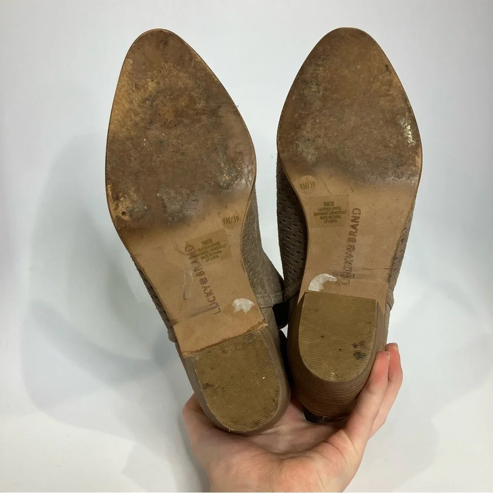 Lucky Brand suede Loria‎ ankle boots tan size 9